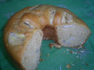 Bolo de banana com passas