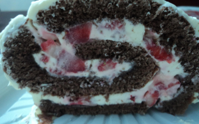 Rocambole de morango