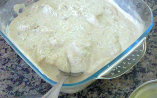 Frango ao creme de cebola no microondas