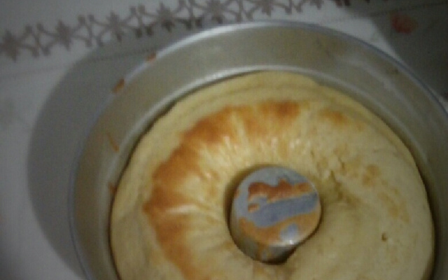 Bolo de Liquidificador com Calda de Coco