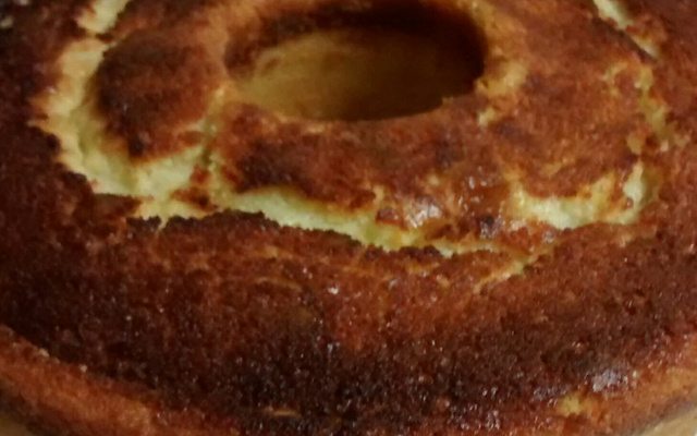 Bolo de fubá cremoso