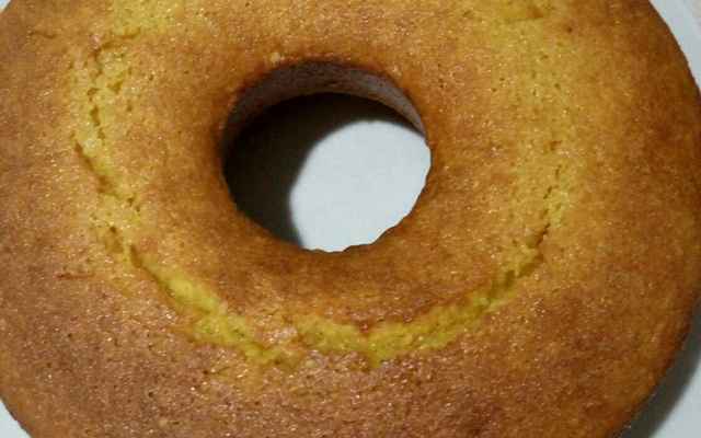 Bolo de fubá com milho