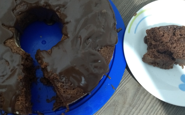 Bolo de chocolate simples