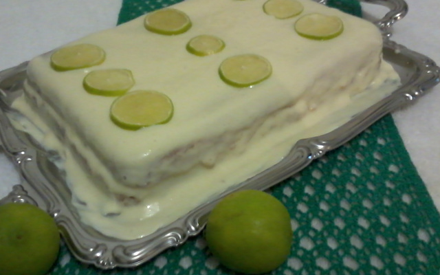 Bolo de limão