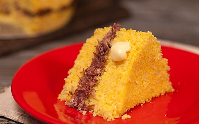 Cuscuz nordestino com carne-seca