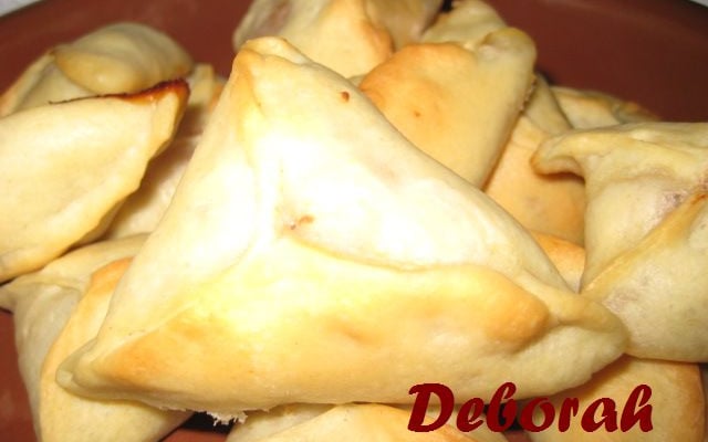 Esfiha da Tia Nenê - fácil - fácil