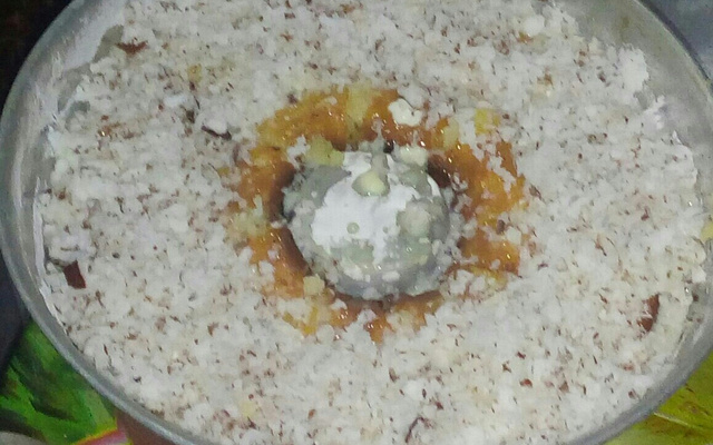 Bolo de coco gelado com arroz