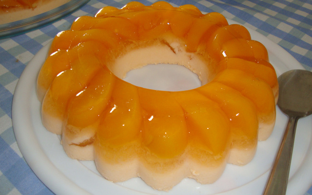 Sobremesa deliciosa de pêssego