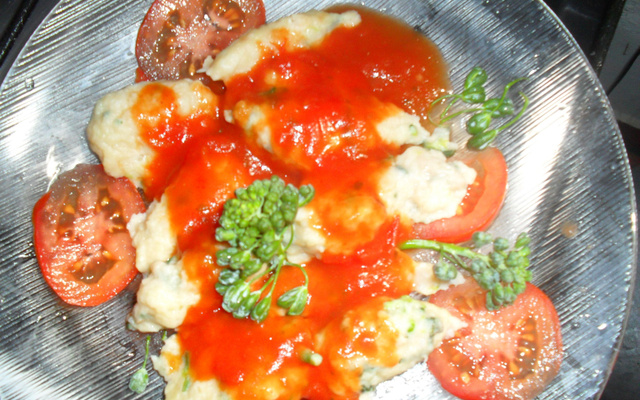 Nhoque de pão amanhecido