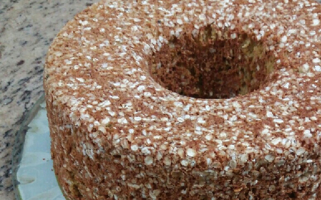 Bolo de aveia com laranja