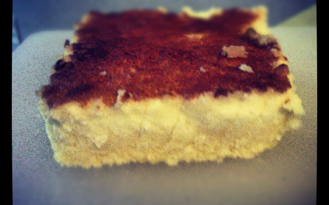 Bolo de milharina cremoso