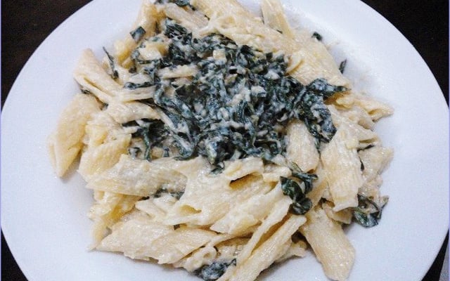 Macarrão com couve
