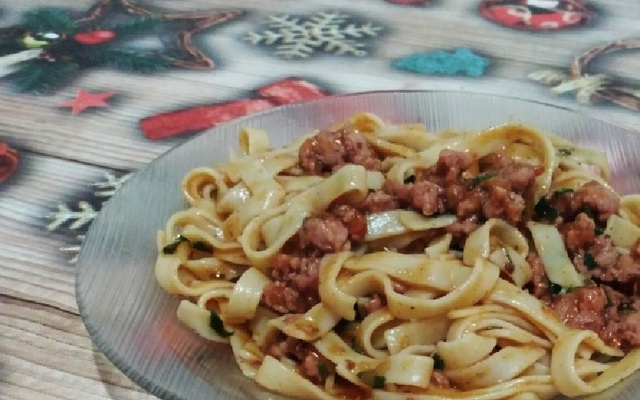 Espaguete à Toscana