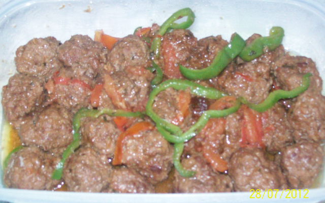 Almôndegas de carne moída