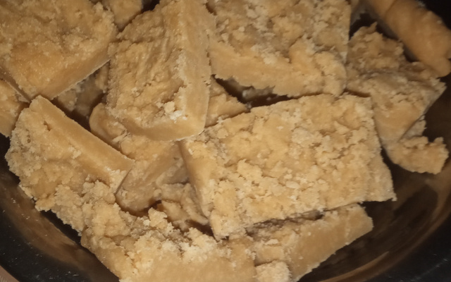 Rapadurinha de leite