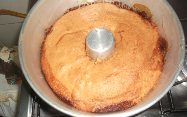 Bolo de banana (simples e gostoso)