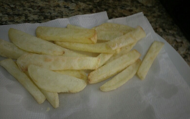 Batata frita sequinha e crocante