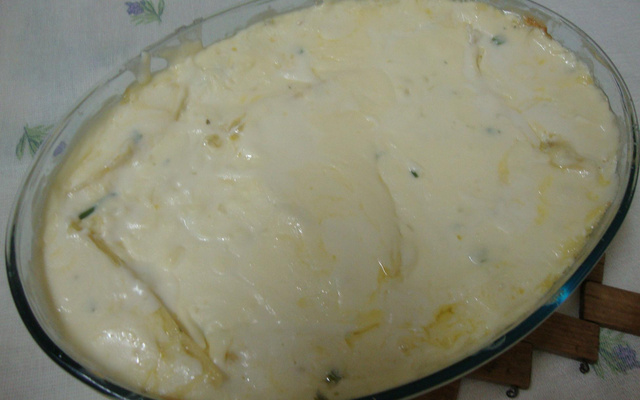 Lasanha de queijo e molho branco (simplesmente deliciosa)