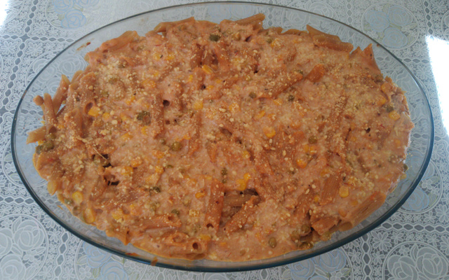 Macarrão ao molho de atum
