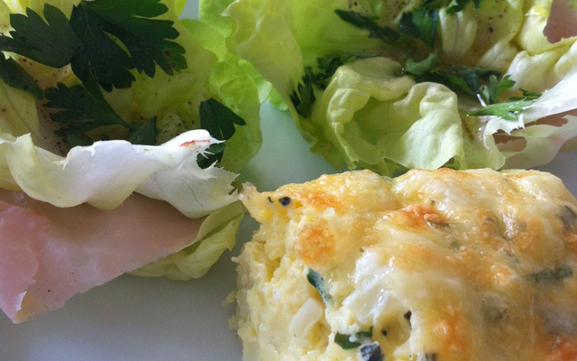 Omelete de forno light com couve-flor