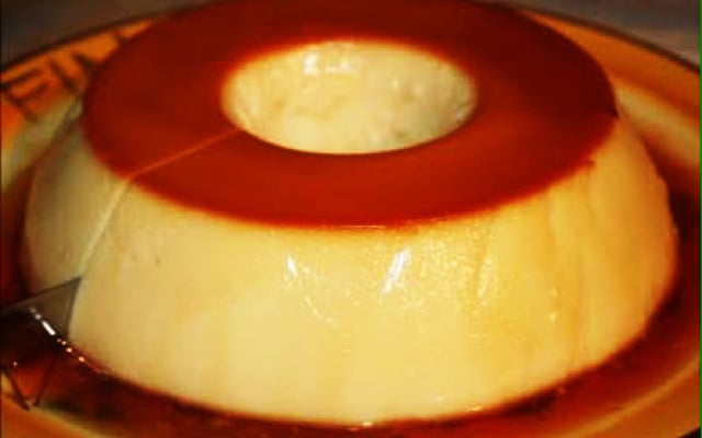 Pudim de panela elétrica