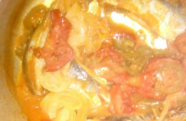 Sardinha na panela de pressão (igual as de lata do mercado)