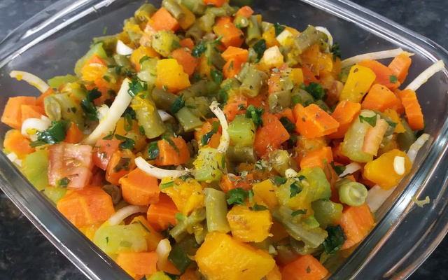 Salada cozida completa