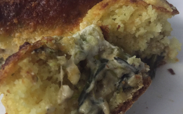 Torta de brócolis com bacon