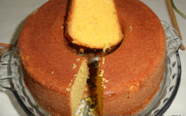 BOLO DE CENOURA E LARANJA