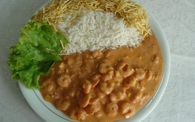 Estrogonofe de camarão