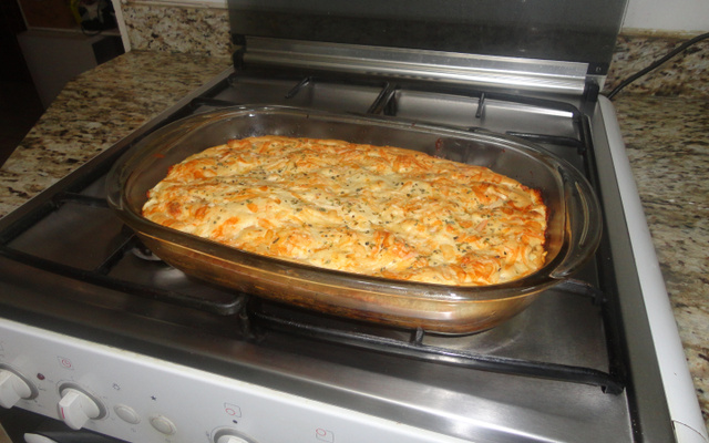 Torta da sobra (frango ensopado com legumes)