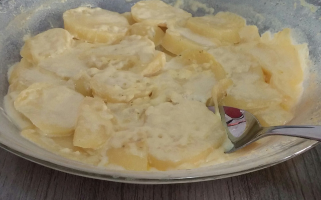 Batata assada no micro-ondas