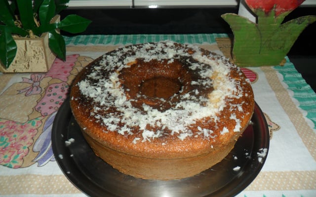 Bolo de fubá molhadinho