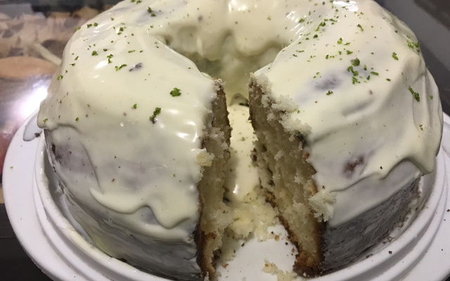 Bolo de limão no liquidificador da Taila