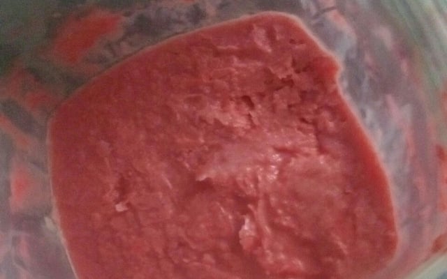Sorvete de morango caseiro