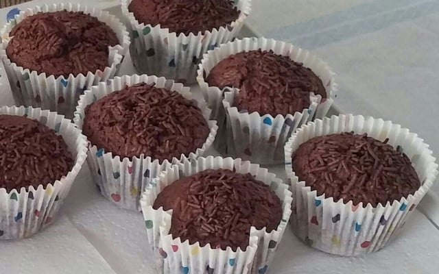 Cupcake de chocolate com cobertura de brigadeiro