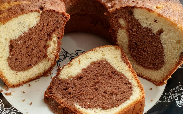 Bolo mármore para lanche