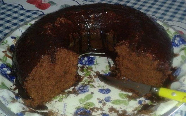 Bolo de chocolate simples