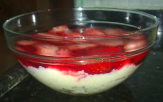 Doce simples de morango