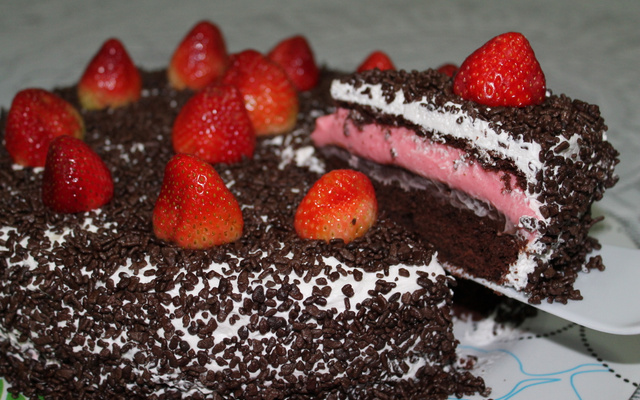 Torta trufada napolitana