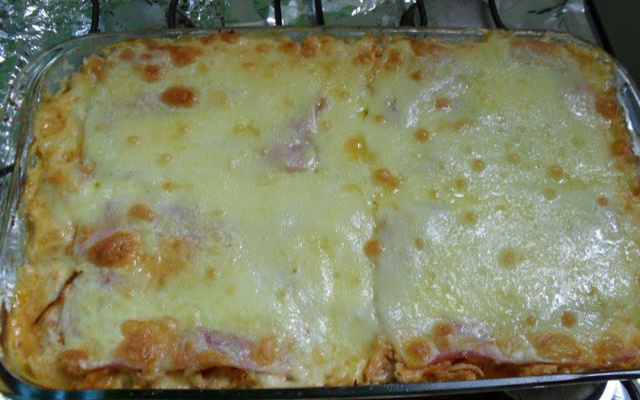 Lasanha caseira de frango