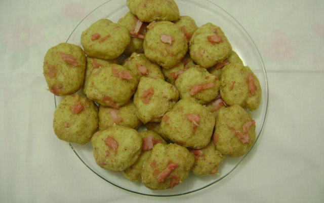 Pão de minuto com presunto