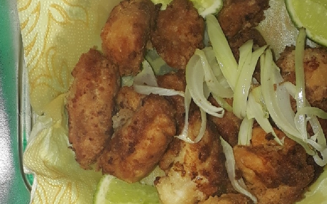 Frango empanado com maionese