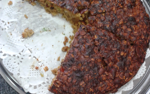 Bolo de aveia com frutas secas (light)