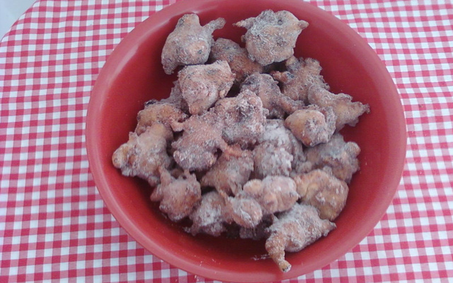 Bolinho de chuva de cenoura com chocolate