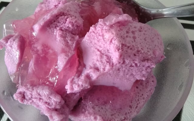 Gelatina com leite condensado