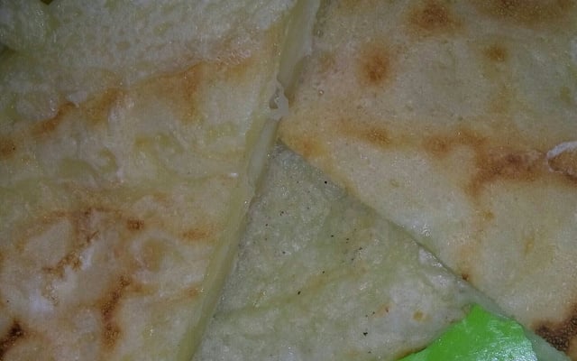 Pão de queijo de frigideira de tapioca