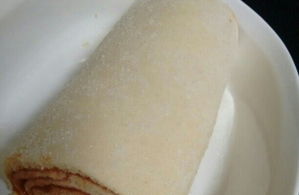 Quitute de goiaba (bolo de rolo)