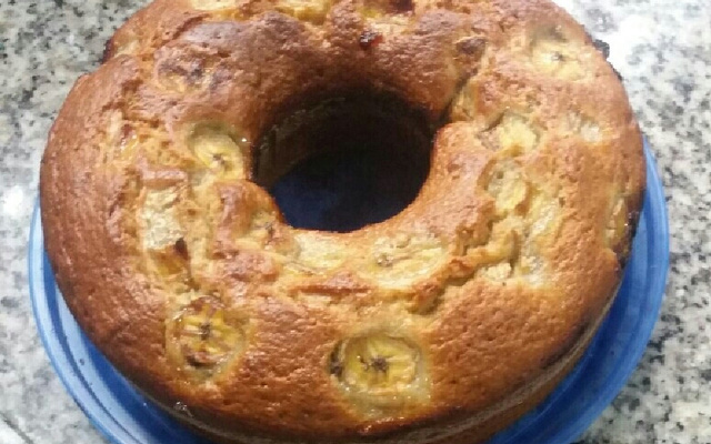 Bolo de banana (prático e fácil)
