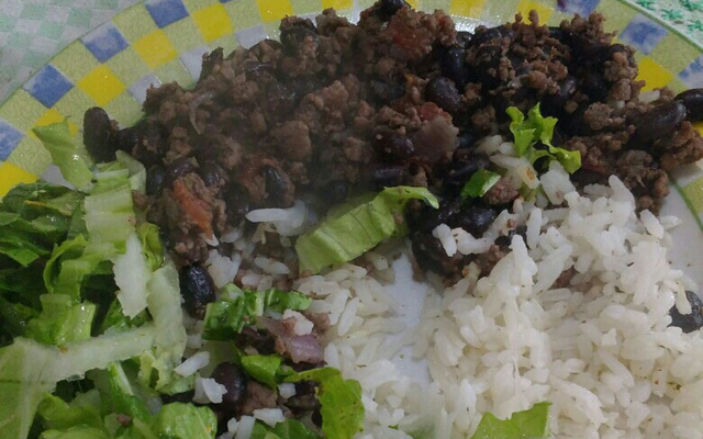 Feijão com Carne Moída (Frijoles Con Carne Molida)